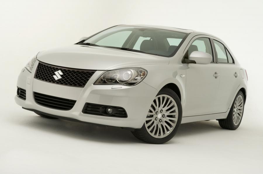 Suzuki Kizashi 2010 года  (фото 64 из 136)
